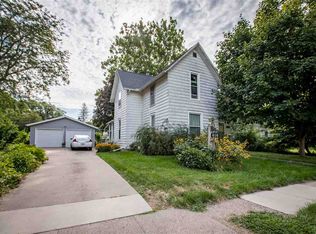 616 S 2nd Ave, Washington, IA 52353