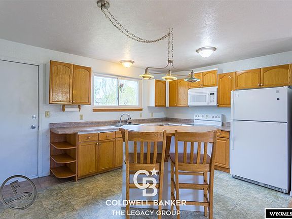 5th image of 3046 Herrington Dr