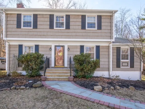 5 Winding Way, North Caldwell Boro, NJ 07006