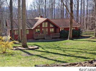 55 Cugees Ln, Waynesville, NC 28786