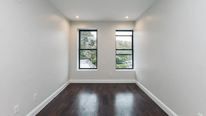 Rented by Nooklyn NYC LLC | media 51