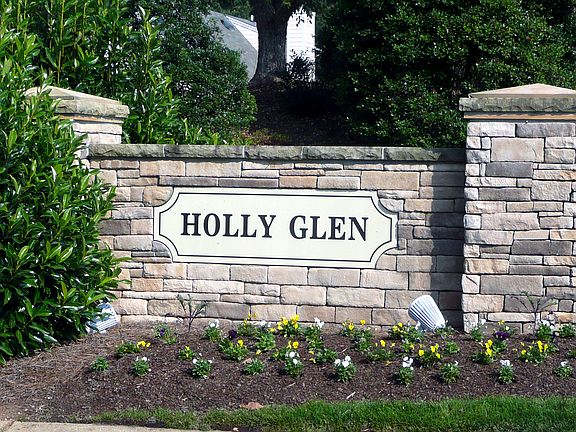 Welcome home to Holly Glen 