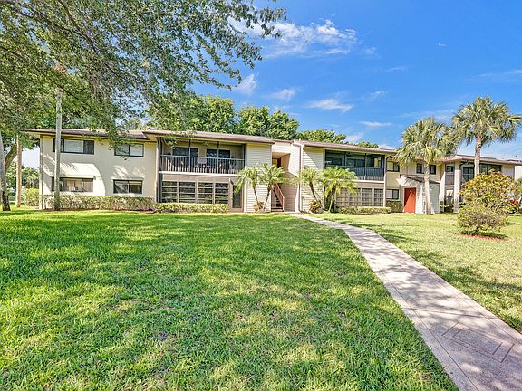 2nd image of 15496 Lakes Of Delray Boulevard #101