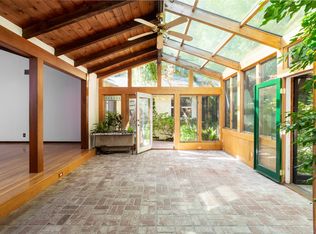 1230 N Bundy Dr, Los Angeles, CA 90049