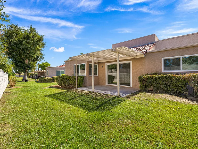 74930 San Simeon Dr — Photo 17