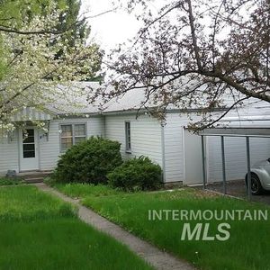423 E Veatch St, Moscow, ID, 83843