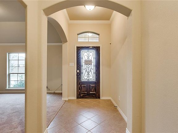 3rd image of 13801 Bluebell Dr