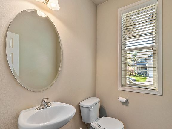 4th image of 8123 165th Street Ct E