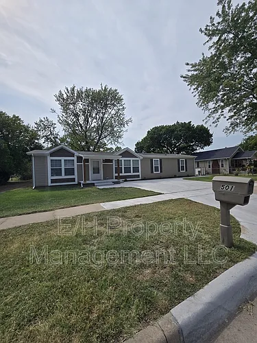 501 S Edwards Ave #1 Photo 1