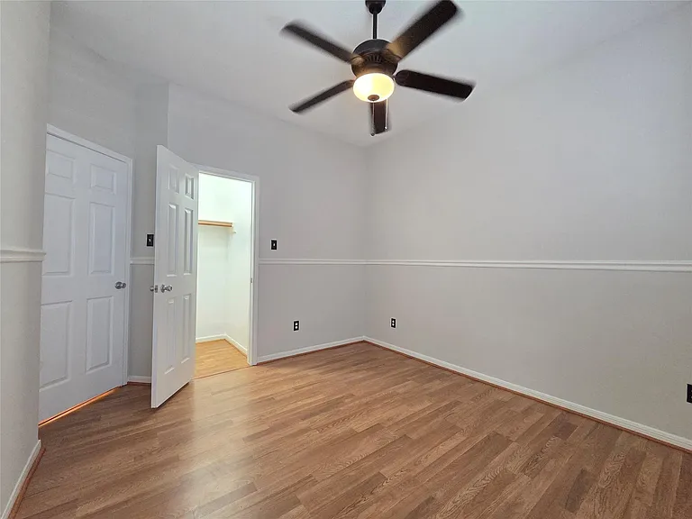 6903 Springcrest Ct — Photo 24