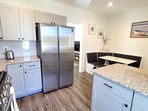 3rd image of 949 Asbury Ave #B
