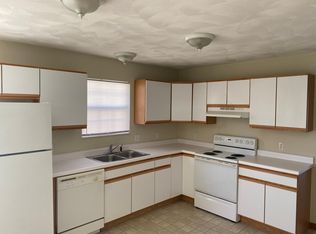 129 Autumn Pine Dr, Fairview Heights, IL 62208