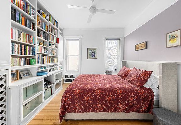 3rd image of 254 W 25th St APT 3D
