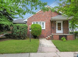 153 Orient Way, Lyndhurst, NJ 07071