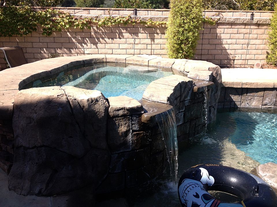 2nd image of 23297 White Oak Ln