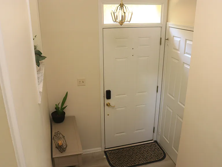 6012 Loganwood Dr — Photo 24