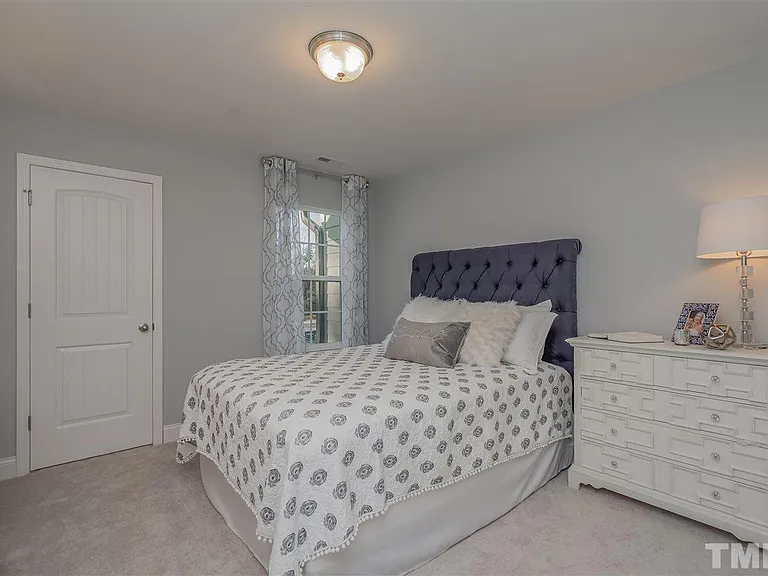 1009 Brennan Green Ct #1009 — Photo 9
