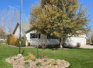 523 Riverside Dr, Burley, ID 83318