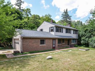 1 Heatheridge Ave, Ann Arbor, MI