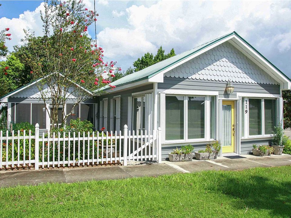 1st image of 119 Avenue E