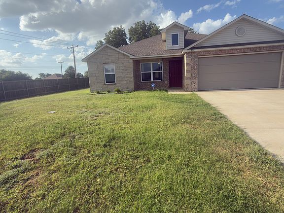 2nd image of 839 W Judy Dr