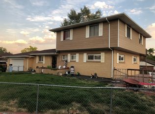 7960 Robin Ln, Denver, CO 80221