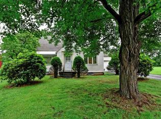 35 Norfolk St, Troy, NY 12180