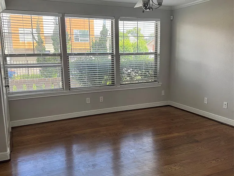 4414 La Branch St #5 — Photo 5
