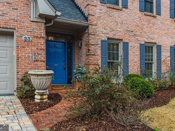 3rd image of 23 Downshire Cir