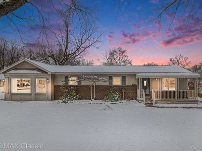 3166 Arbutus St, Commerce Township, MI, 48382