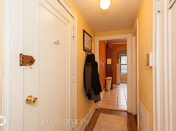 5th image of 3502 N Wilton Ave #G