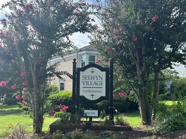 212 Wakefield Dr APT A, Charlotte, NC 28209