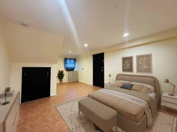 16 Briarwood Road image 7 of 12