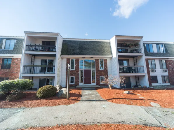 96 Main St APT D2, Foxboro, MA 02035