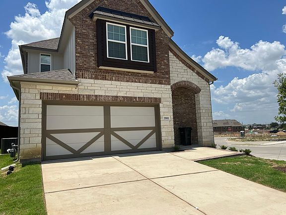 2nd image of 2001 Dove Creek Ln
