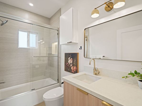 3441 Sherbourne Dr #B