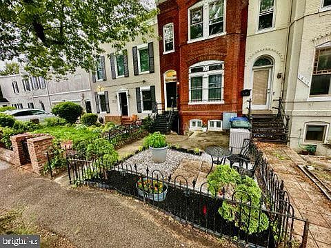 3rd image of 1810 13th St NW