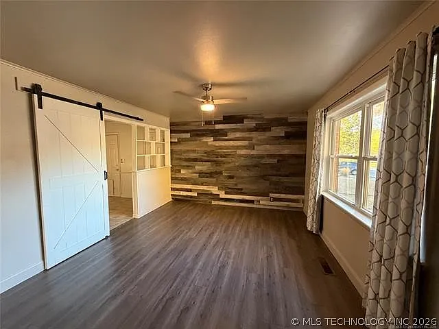 705 W Norman St — Photo 8
