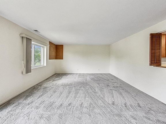 4th image of 1025 S Fernandez Ave APT 3G