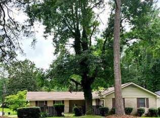 2730 Old Spanish Trl, College Park, GA 30349