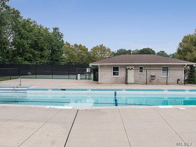 2nd image of 45 Manors Dr