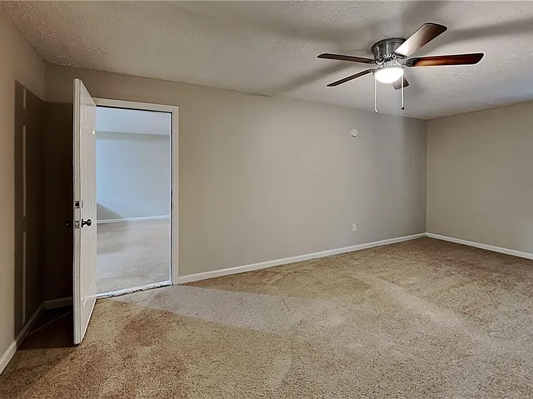 603 Brolley Ct — Photo 15