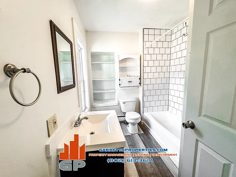 28 Mill St #4 — Photo 5