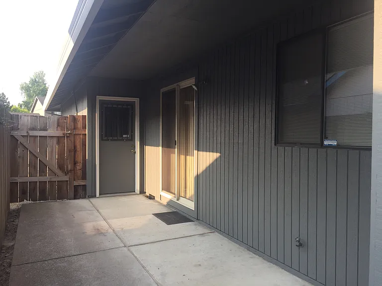 8587 SW Hamlet St — Photo 13