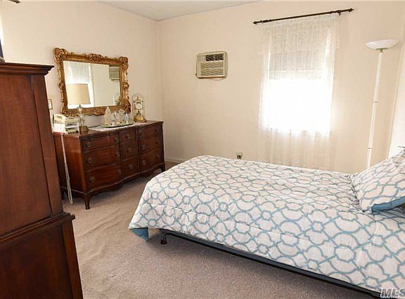 4th image of 1115 Carukin St