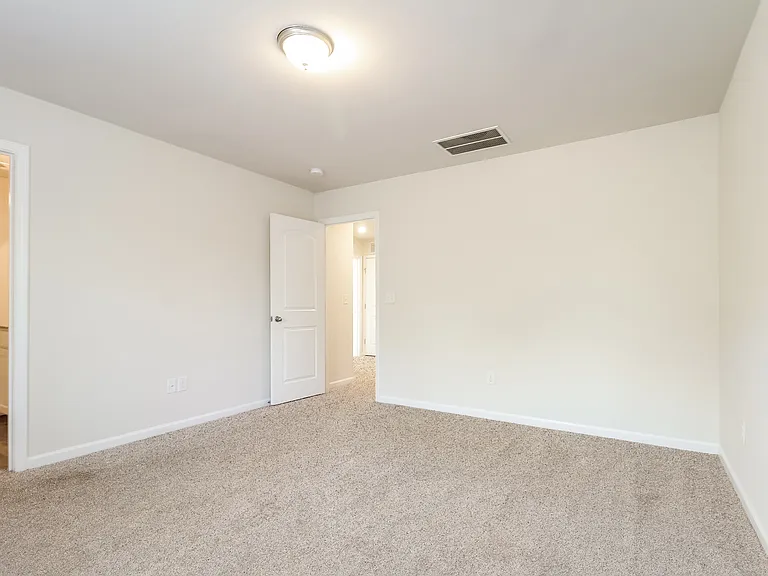 159 Evvalane Dr — Photo 10