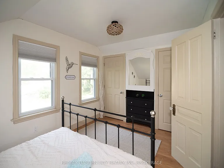 5853 McLeod Rd — Photo 15