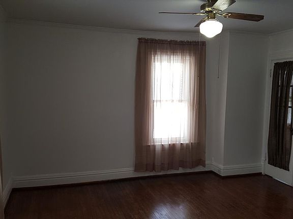 4th image of 1037 W 1st St