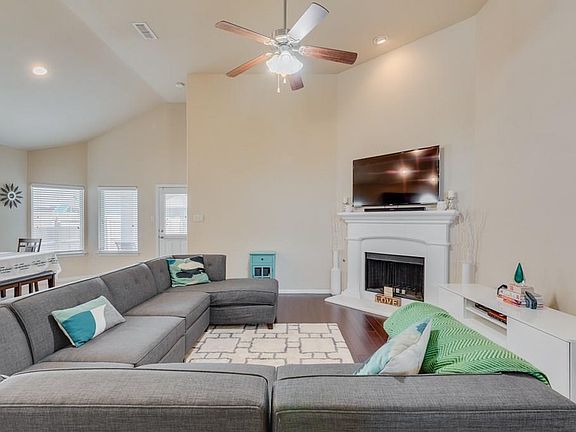 5th image of 2521 Canyon Wren Ln