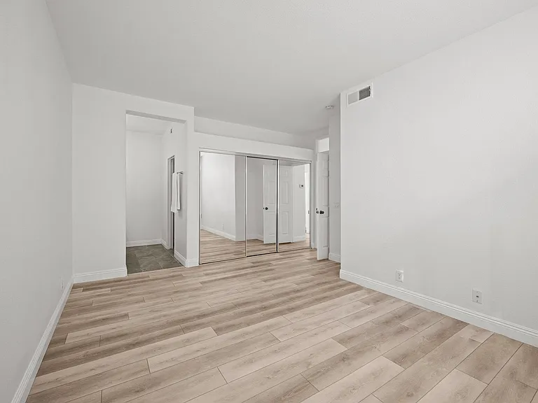 193 Shorebreaker Dr — Photo 13